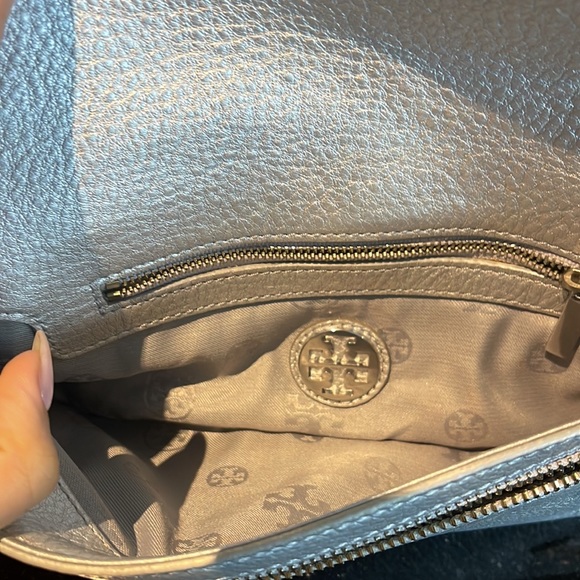 Tory Burch silver bag - Picture 3 of 4